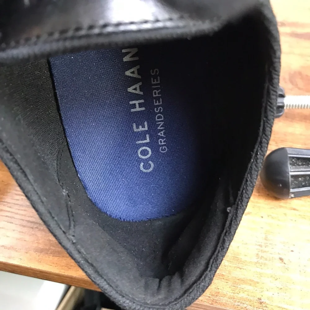Cole Haan no holes